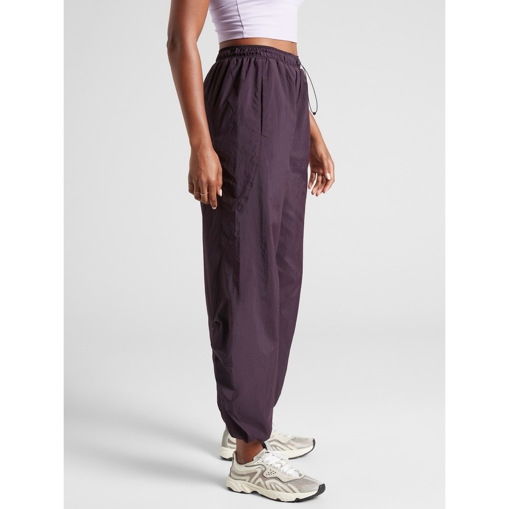 Athleta Grace Warm Up Pant in Deep Crocus Violet Athletic Gorpcore Size Large - Picture 2 of 7